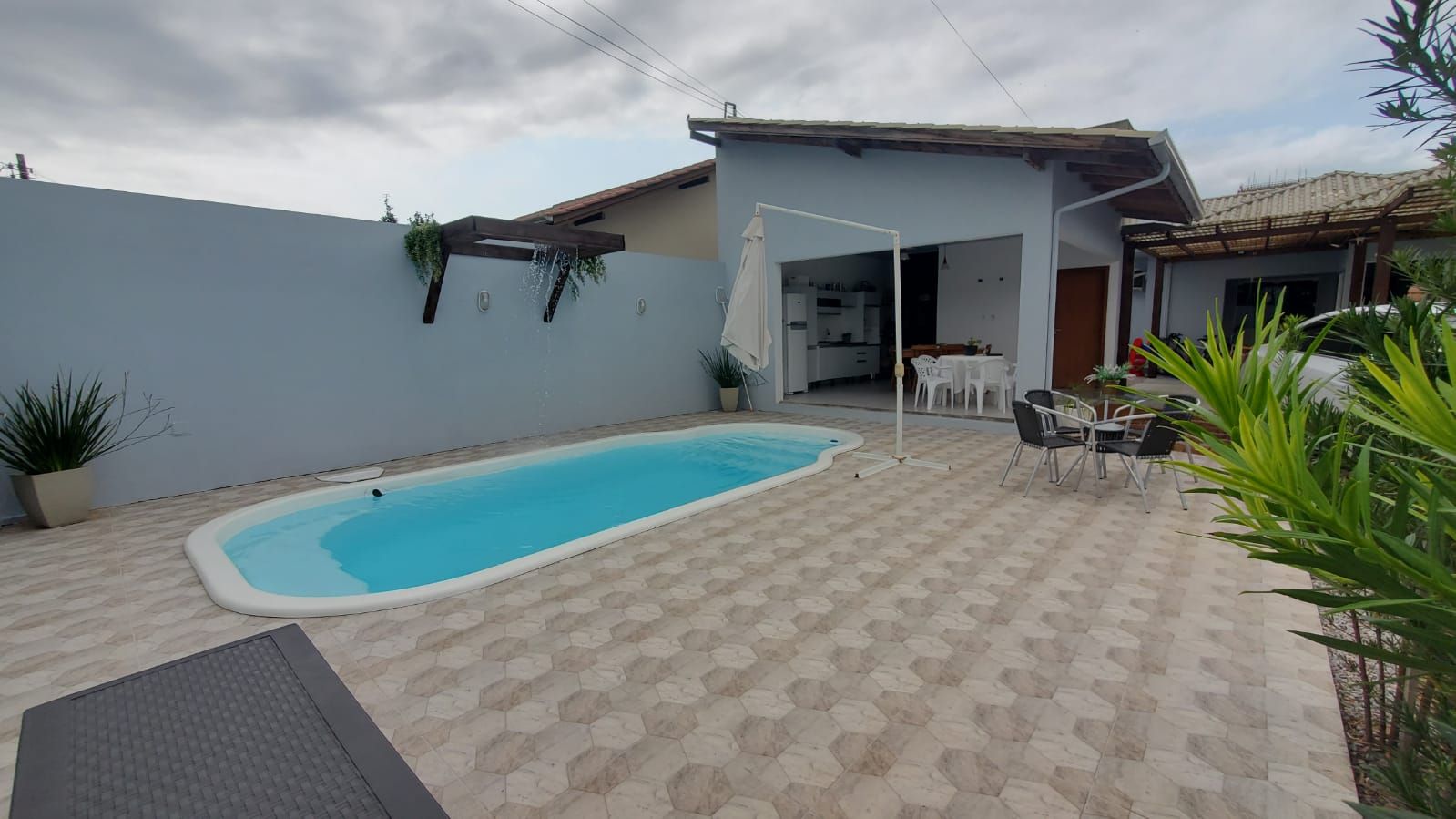 Casa com piscina no Centro em Tijucas