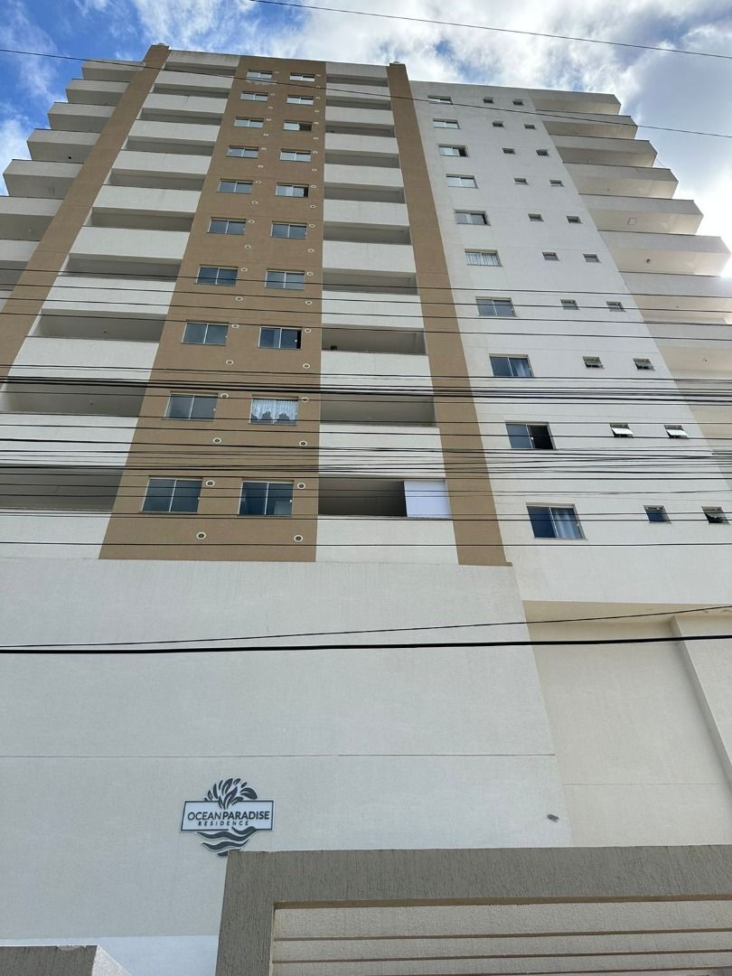 Apartamento com suíte no bairro Perequê em Porto Belo