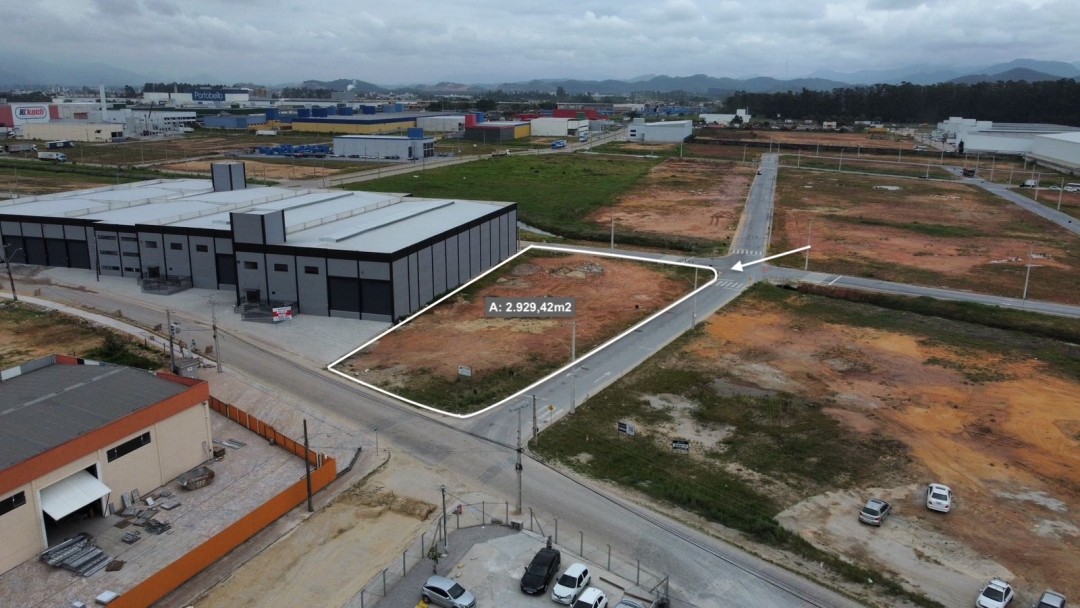 Esquina Industrial no Loteamento Polo Industrial Santa Luzia com 2.939,42m2 de área em Tijucas
