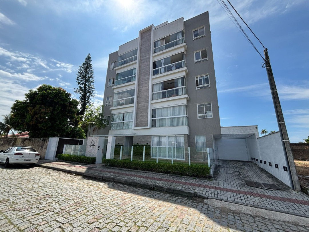 Apartamento à Venda no Residencial Leblon  localizado no Centro de Tijucas/SC.