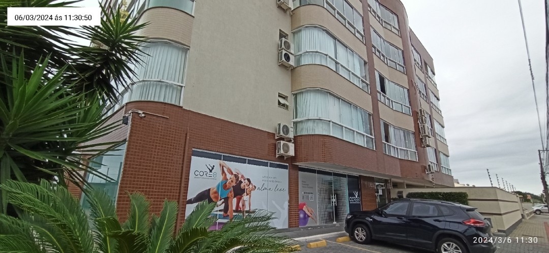 Apartamento Semi Mobiliado com Suíte e Churrasqueira no bairro Universitário em Tijucas/SC.