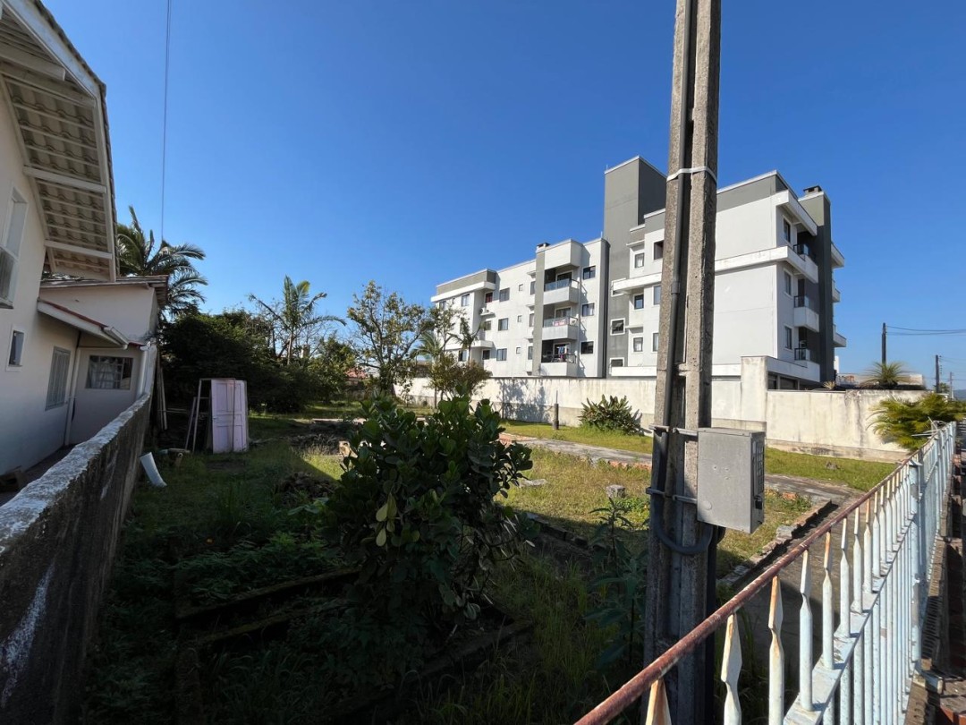 Amplo Terreno à venda no Bairro Centro em Tijucas/SC