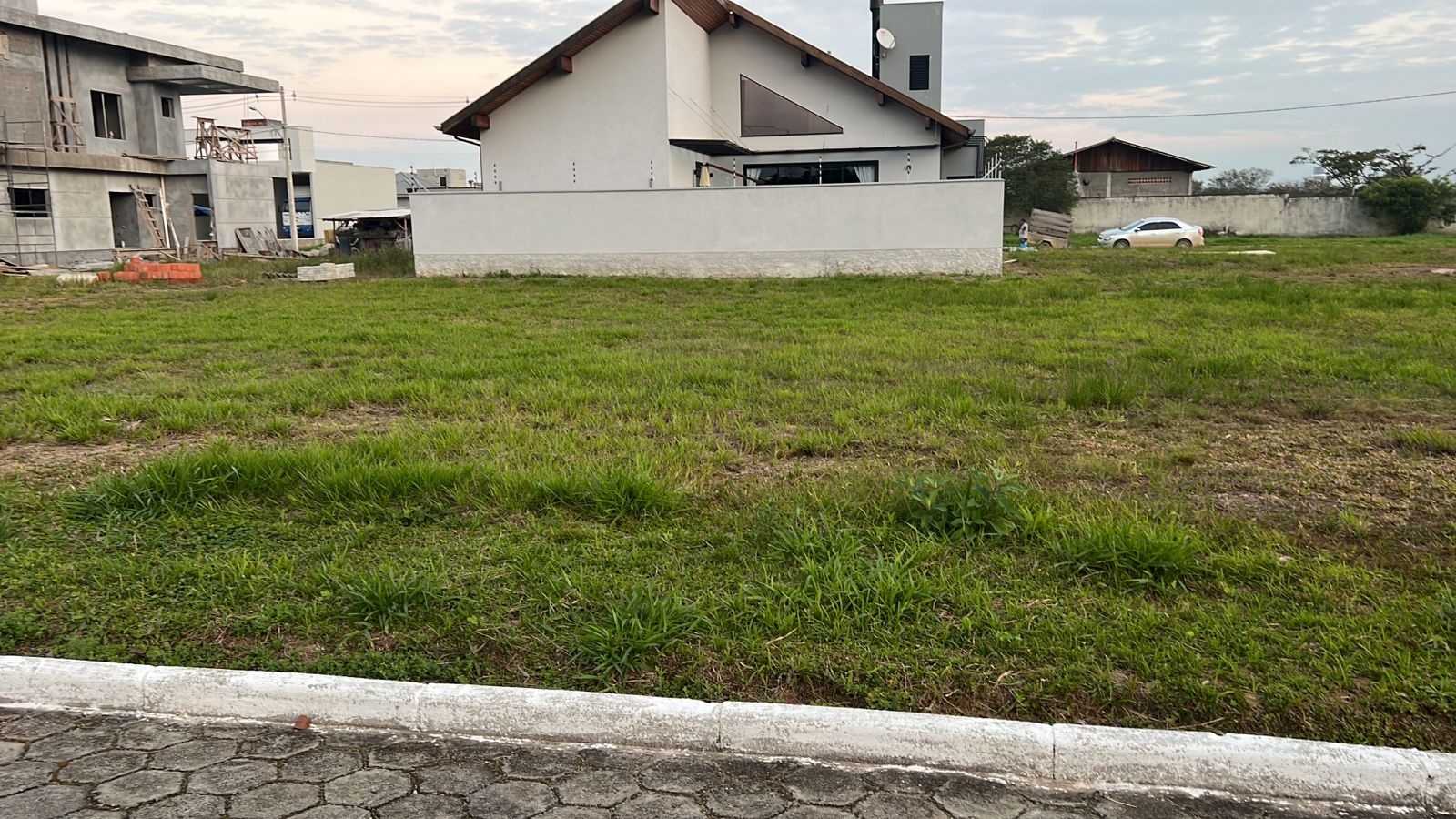 Lote á venda no condomínio Bosque Peixoto - Tijucas/SC