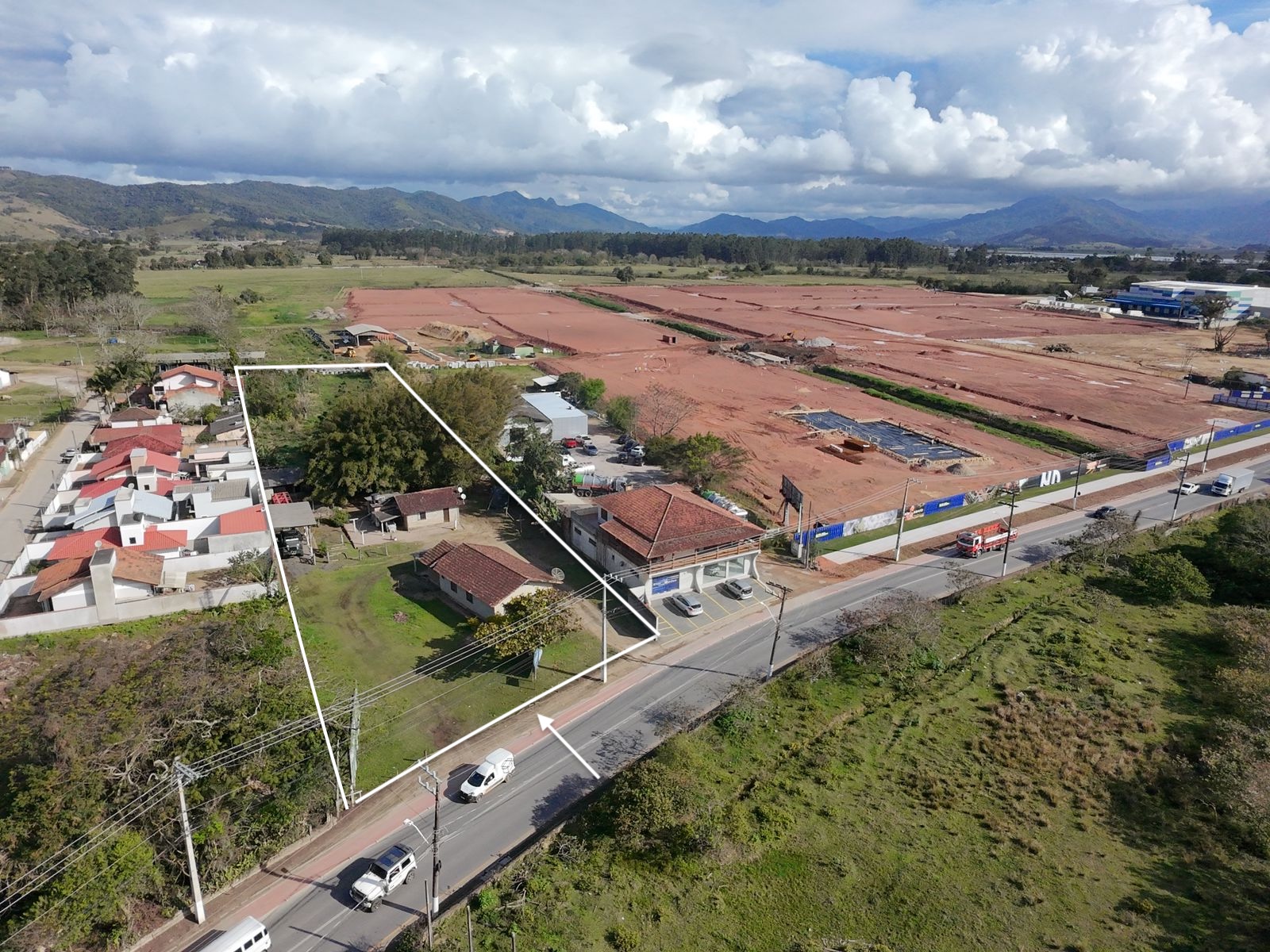 Amplo terreno com 6.654m2 pra venda no Bairro Joaia - Tijucas/SC