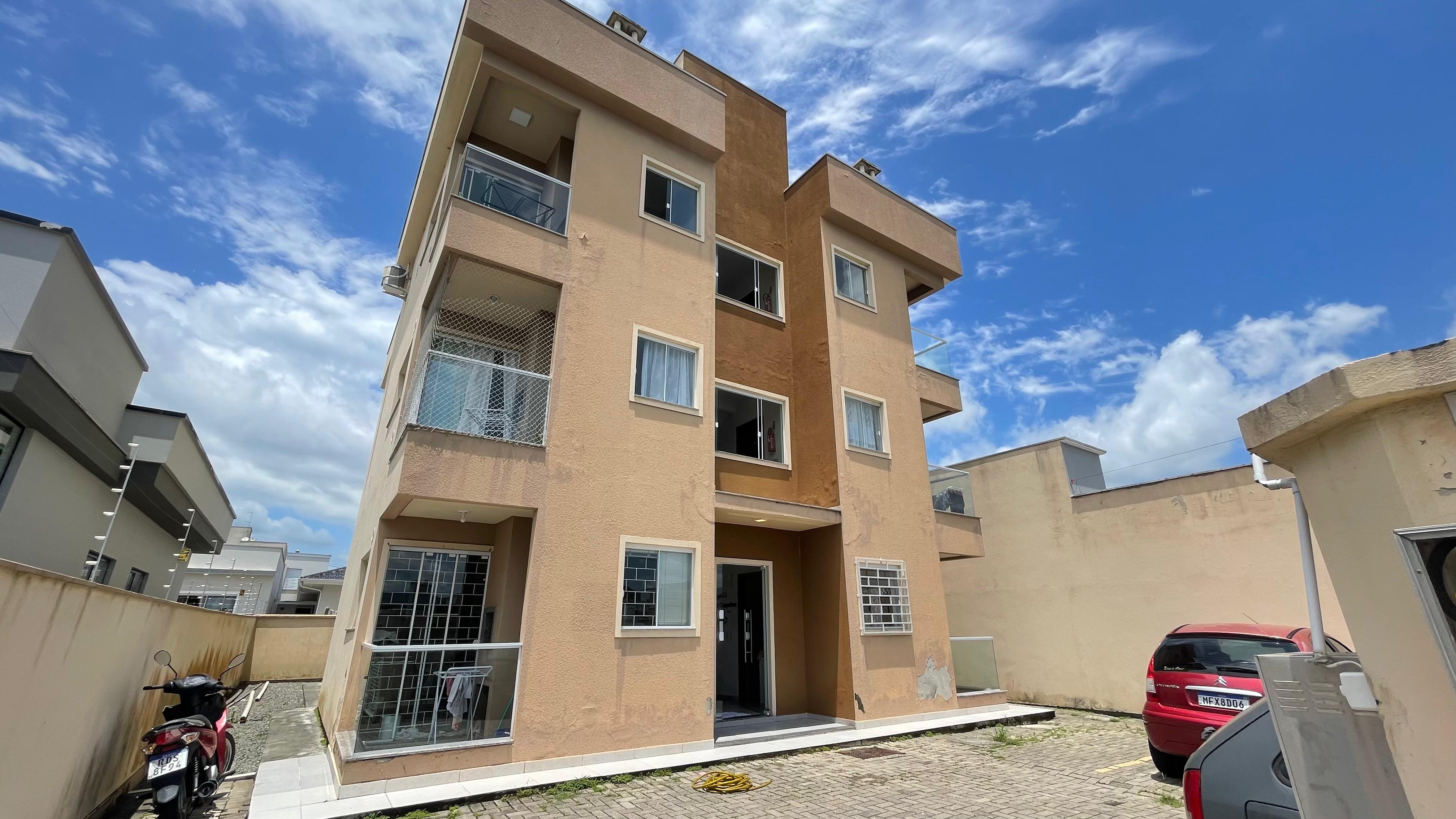 Apartamento com dois dormitório á venda no bairro Areias - Tijucas/SC