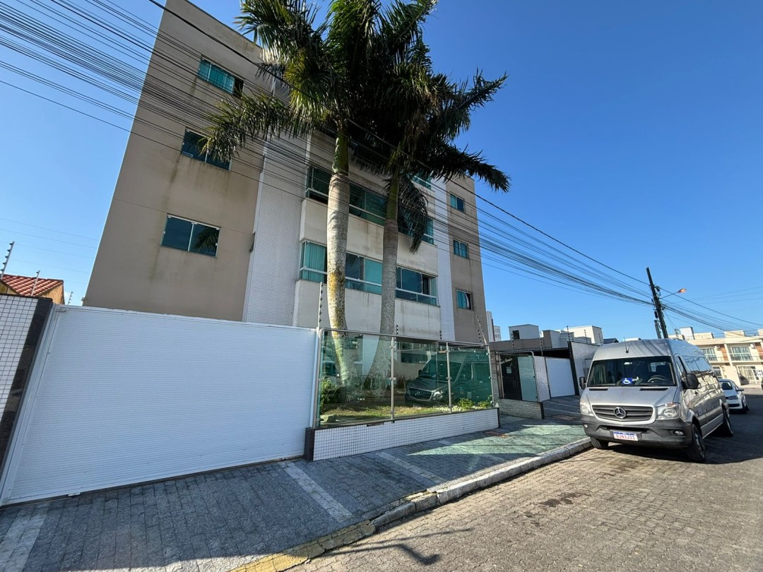 Apartamento com dois dormitórios, sendo uma suíte, no bairro Universitário - Tijucas/SC