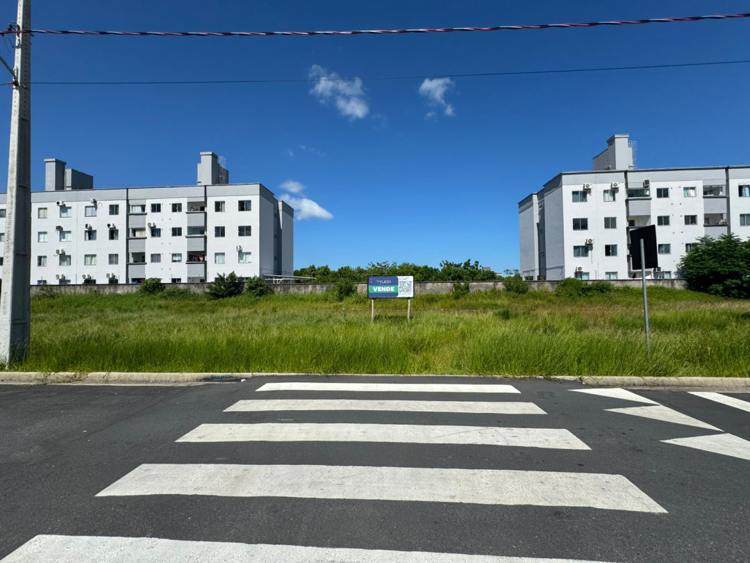 Lote de frente para a área verde no Loteamento Central Park em Tijucas/SC.