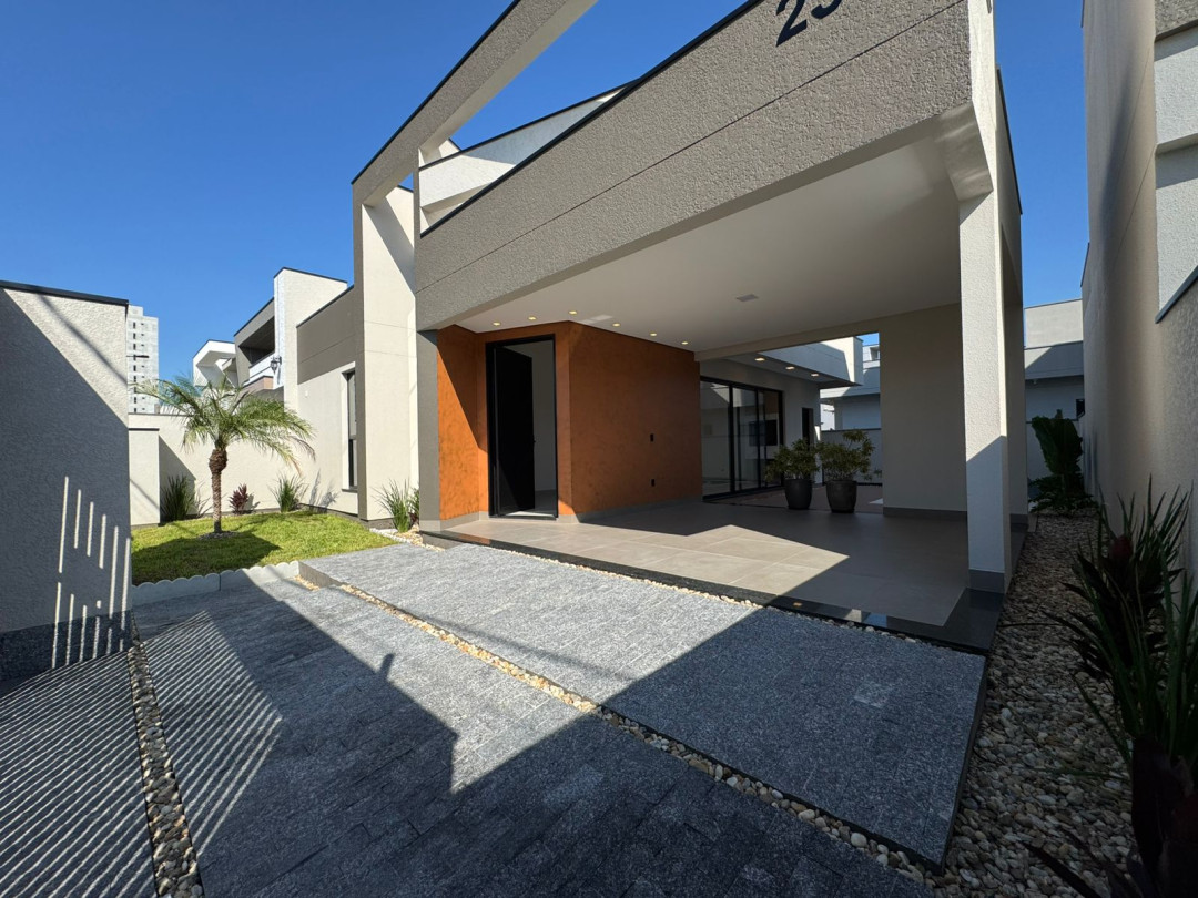 Casa a venda no bairro Areias - Tijucas/SC