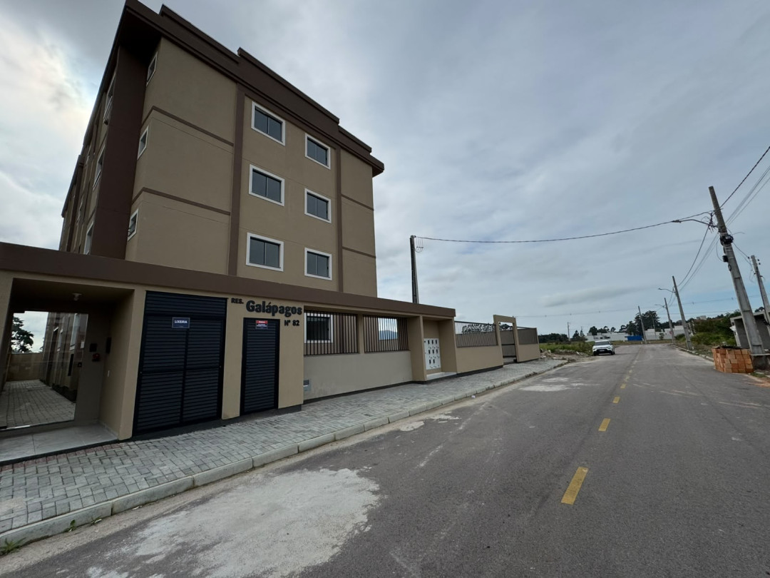 Apartamento com suíte à venda em Tijucas/SC