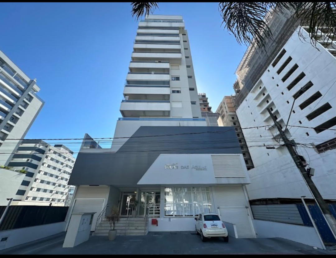 Apartamento de 2 dormitórios no bairro Pedra Branca em Palhoça/SC