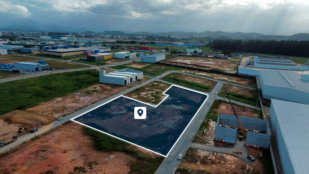Lote industrial com 6.250m2 pronto para construir no Loteamento Polo Industrial Santa Luzia em Tijucas.