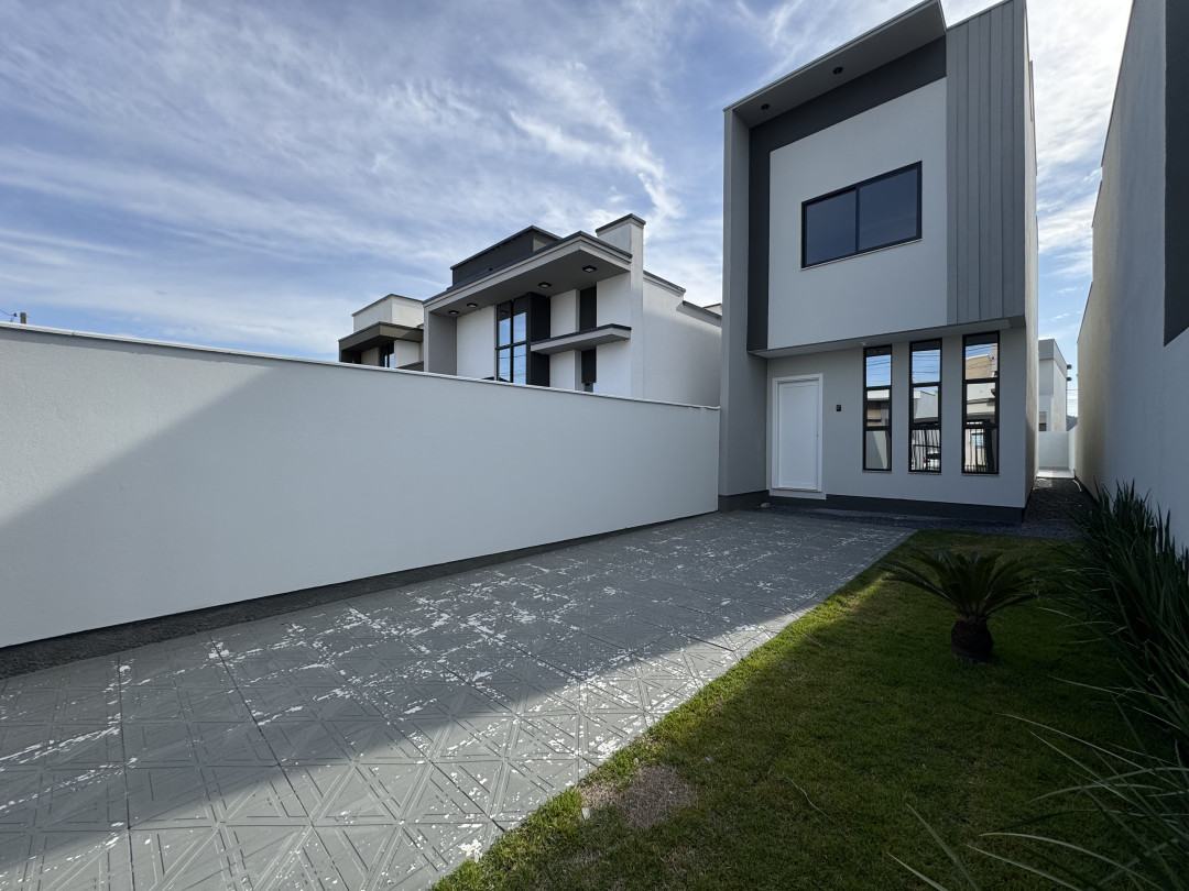 Duplex com piscina à venda em Tijucas