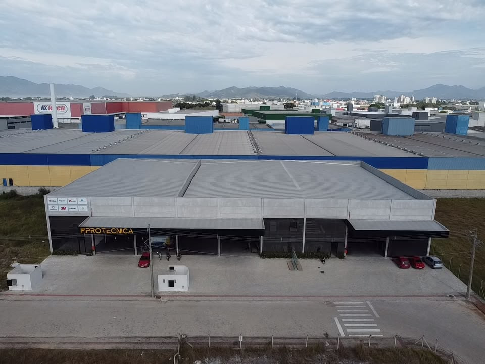 Galpão para locação próximo a BR-101 em Tijucas/SC