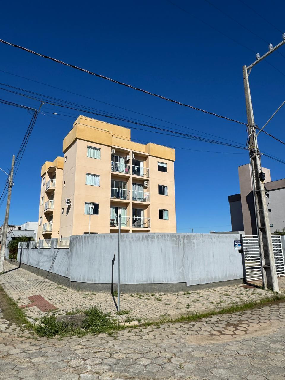 Apartamento á venda com parcelamento direto  no bairro Santa Luzia - Tijucas/SC