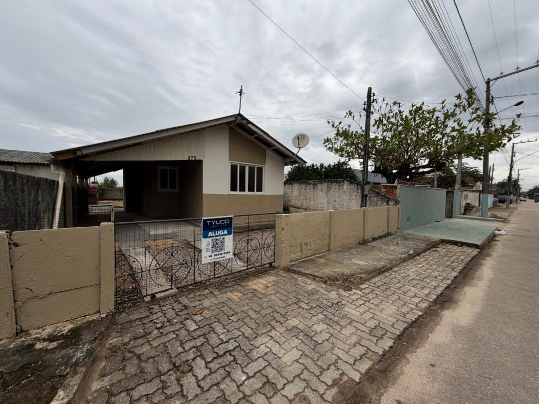Casa para locação no bairro Sul do Rio - Tijucas/SC