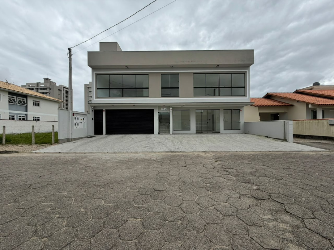Sala comercial para locação no bairro Centro- Tijucas/SC